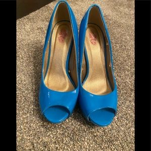 Blue Heels